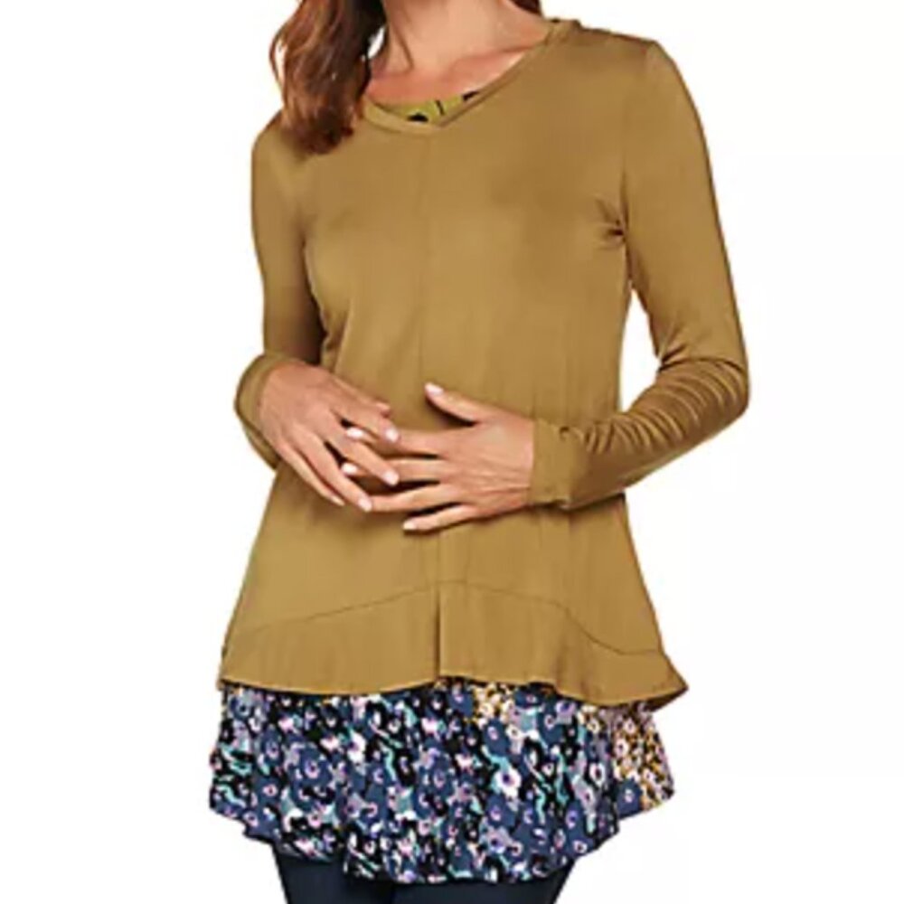 LOGO by Lori Goldstein Twin Set with Knit Top and Printed Tank Size M Gold